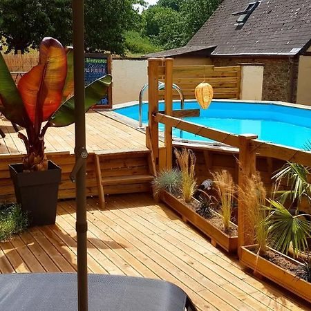 Le Vieux Moulin Gites - Detached Cottage With Garden Views And Pool Guegon Exterior photo