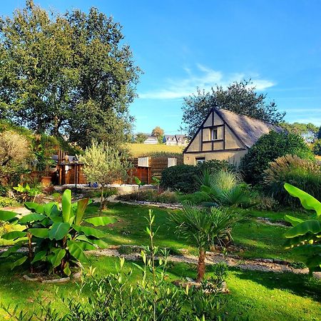 Le Vieux Moulin Gites - Detached Cottage With Garden Views And Pool Guegon Exterior photo