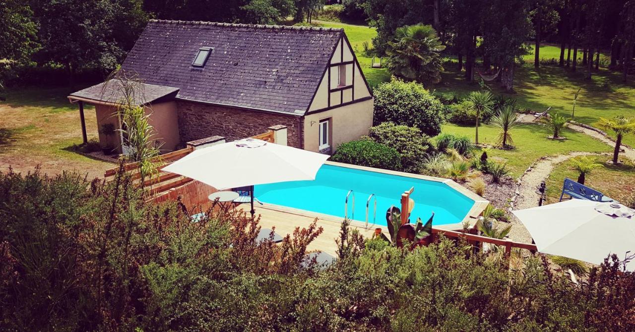 Le Vieux Moulin Gites - Detached Cottage With Garden Views And Pool Guegon Exterior photo