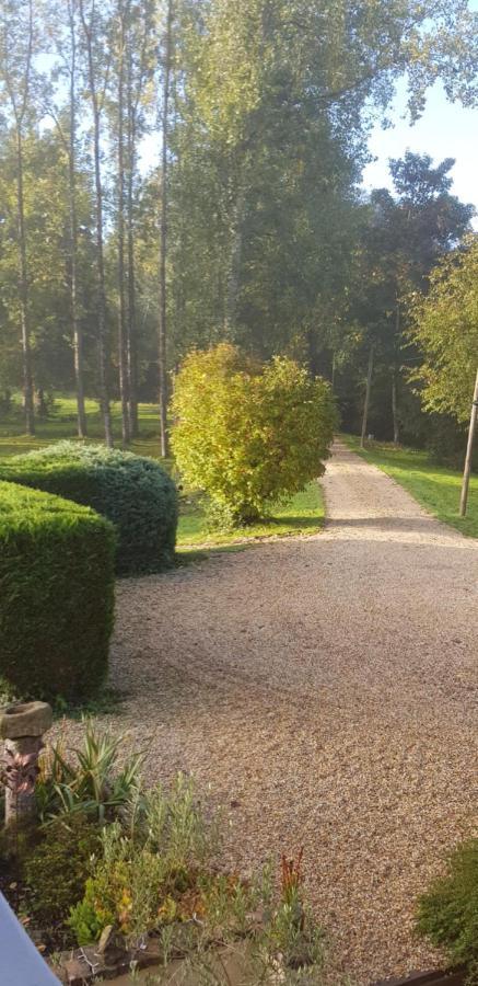 Le Vieux Moulin Gites - Detached Cottage With Garden Views And Pool Guegon Exterior photo