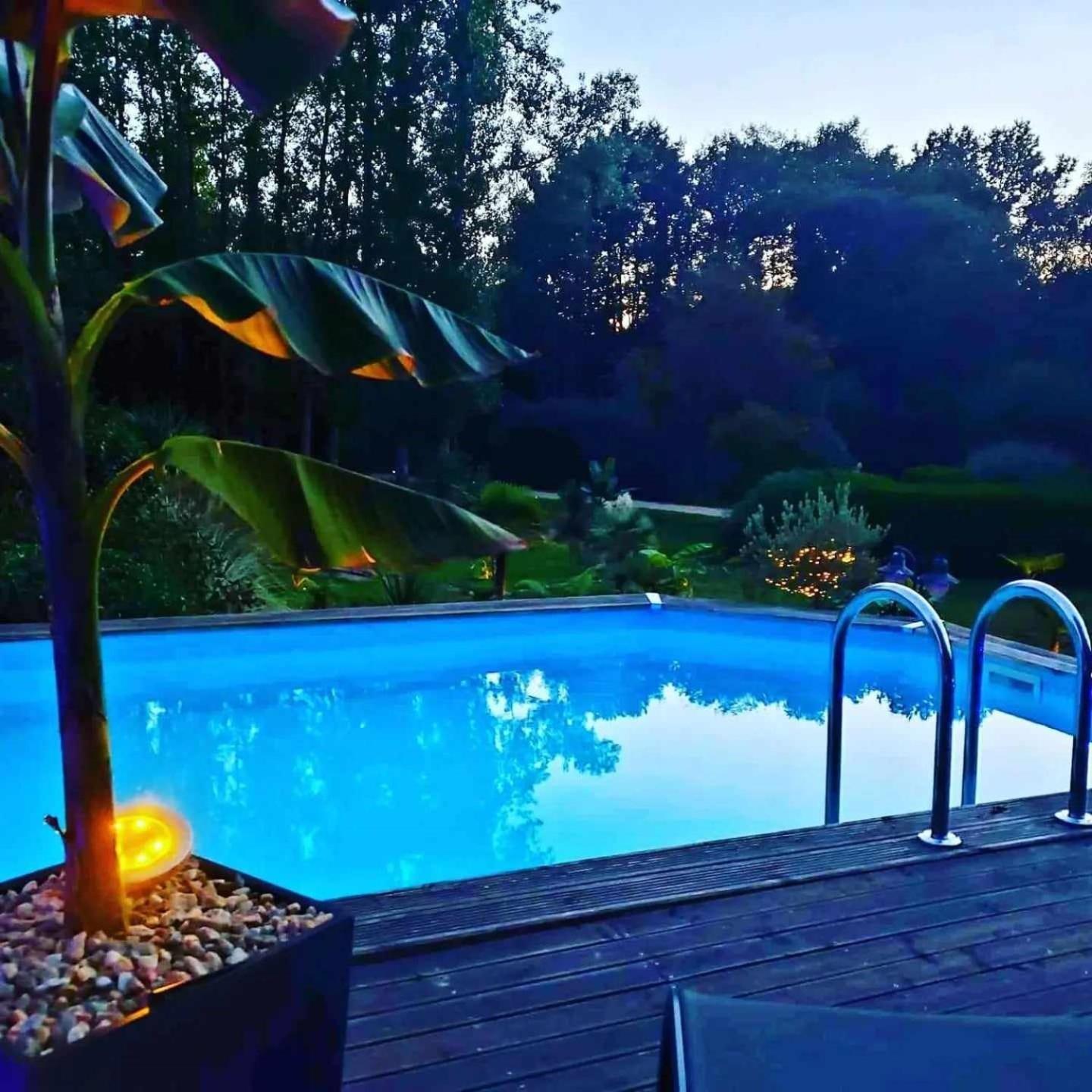 Le Vieux Moulin Gites - Detached Cottage With Garden Views And Pool Guegon Exterior photo